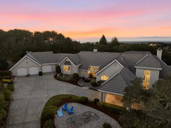 26048 Paseo Del Sur, Monterey, CA 93940