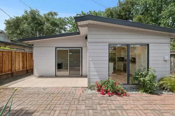 1565 Stanford Avenue, Palo Alto, CA 94306