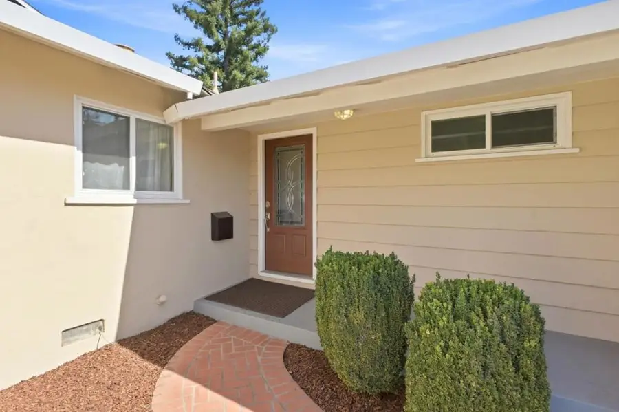 1051 Hewitt Drive, San Carlos, CA 94070 - #3