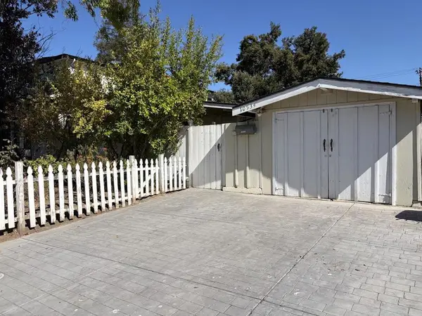 10534 Sterling Boulevard, Cupertino, CA 95014