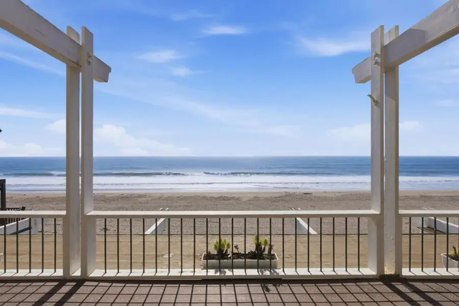 300 Oceanview Drive #302, La Selva Beach, CA 95076 - #2