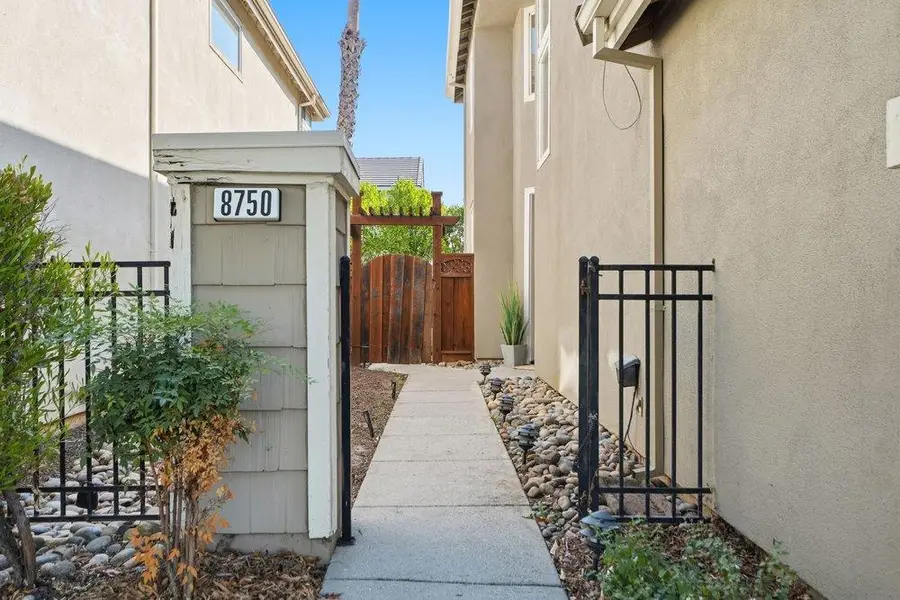 8750 Garbini Street, Gilroy, CA 95020 - #3