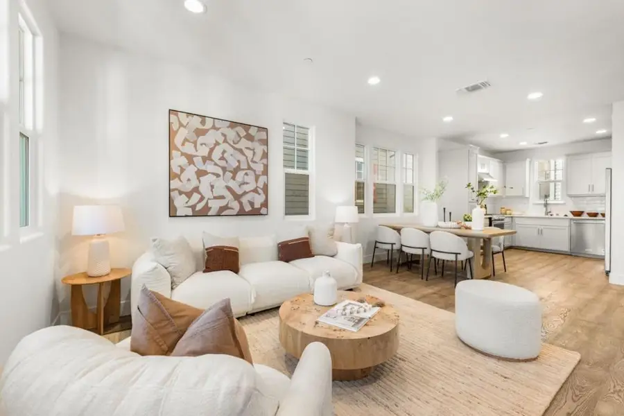 3818 Pyramid Way, Mountain View, CA 94043 - #2