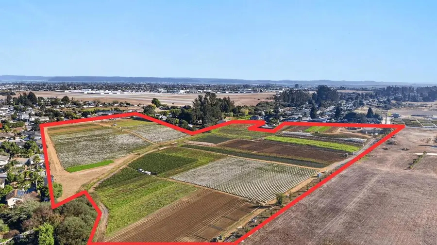 Address Withheld By Seller, Watsonville, CA 95076 - #2