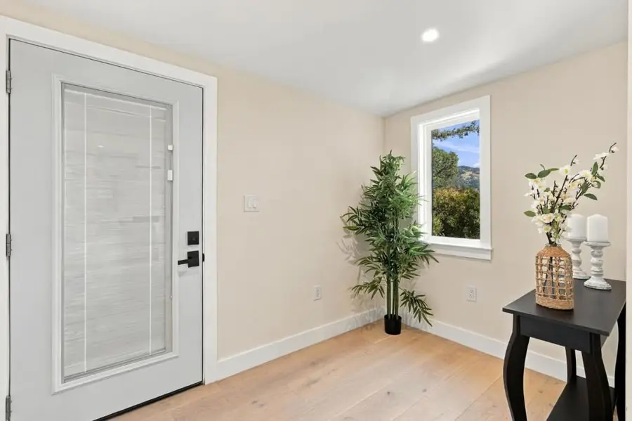 38 Miraflores Avenue, San Rafael, CA 94901 - #2