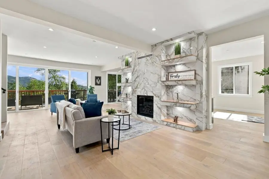 38 Miraflores Avenue, San Rafael, CA 94901 - #3
