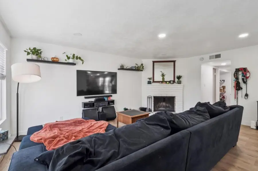 3843 Marfrance Drive, San Jose, CA 95121 - #3