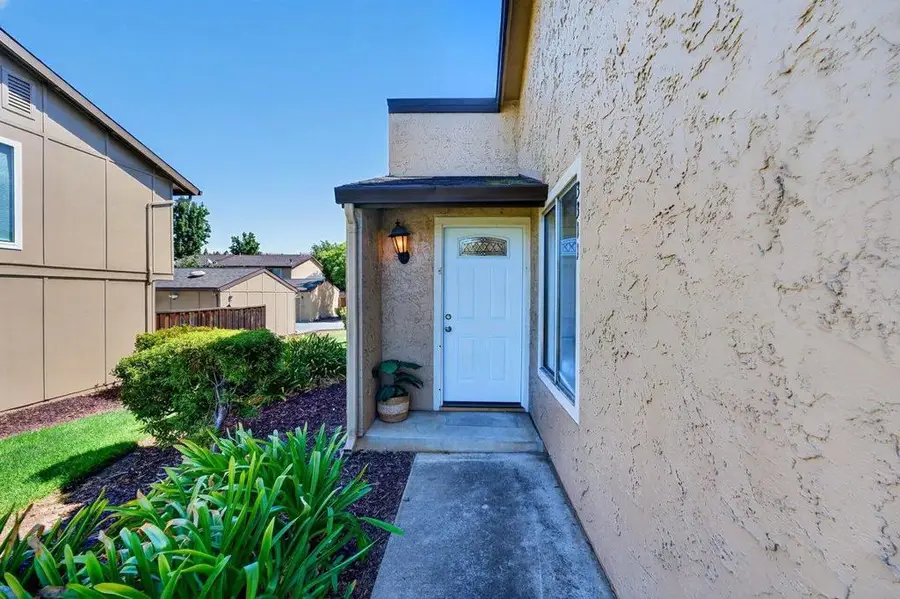 3311 Cannongate Court, San Jose, CA 95121 - #2