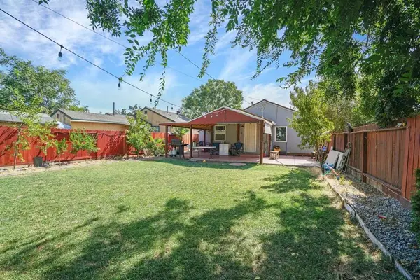 3713 18th Avenue, Sacramento, CA 95820