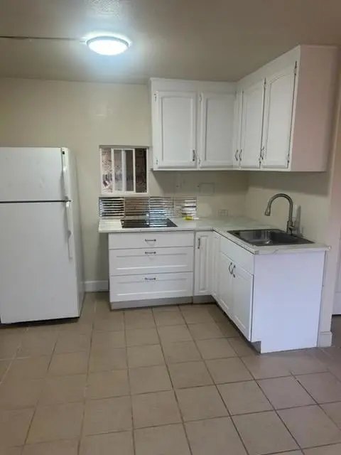 5009 Inland Avenue, Modesto, CA 95357