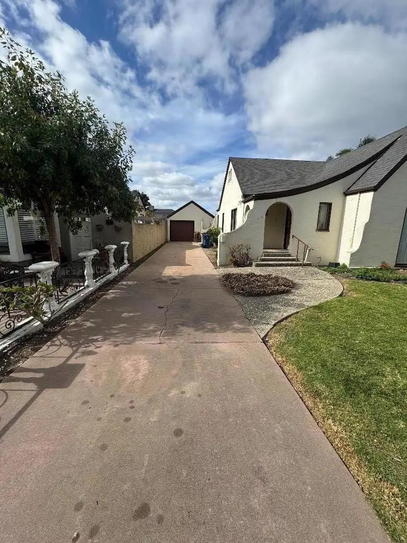 Address Withheld By Seller, Salinas, CA 93901 - #2