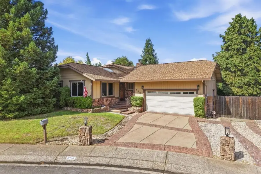 856 Cardiff Court, Redding, CA 96003 - #2
