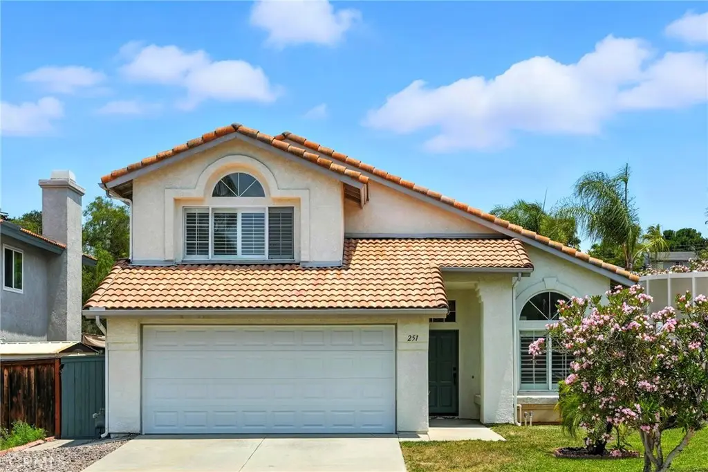 251 Royal Glen Drive, Fallbrook, CA 92028 - #1