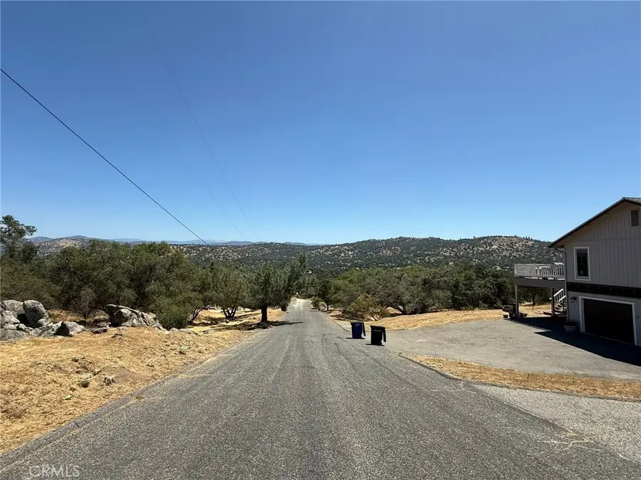 1 Wild Horse Way, Coarsegold, CA 93614 - Image #2