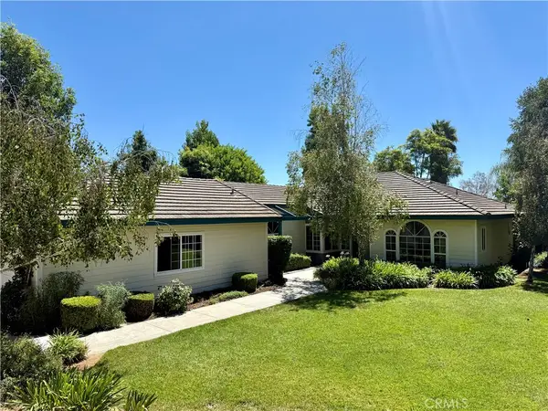 1425 Surrey Hts, Fallbrook, CA 92028