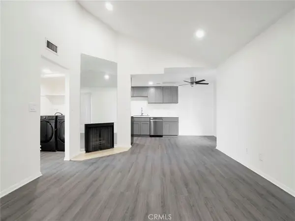 9038 Orion Avenue #209, North Hills, CA 91343