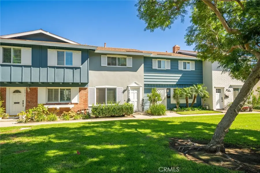 19875 Kingswood, Huntington Beach, CA 92646 - #2