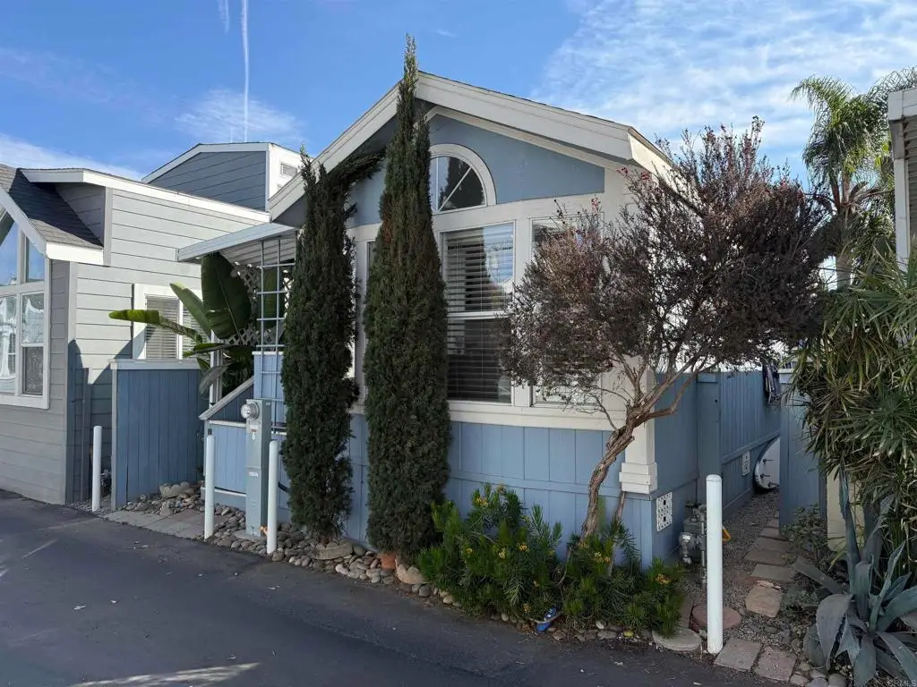 1624 N Coast Highway 101 #6, Encinitas, CA 92024 - Image #1