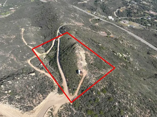 15108 Skyline Truck Trail, Jamul, CA 91935