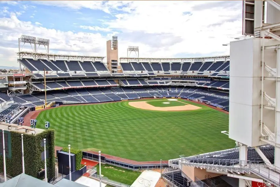 325 7th Avenue #609, San Diego, CA 92101 - Image #2