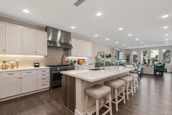 800 Grand Avenue #105, Carlsbad, CA 92008