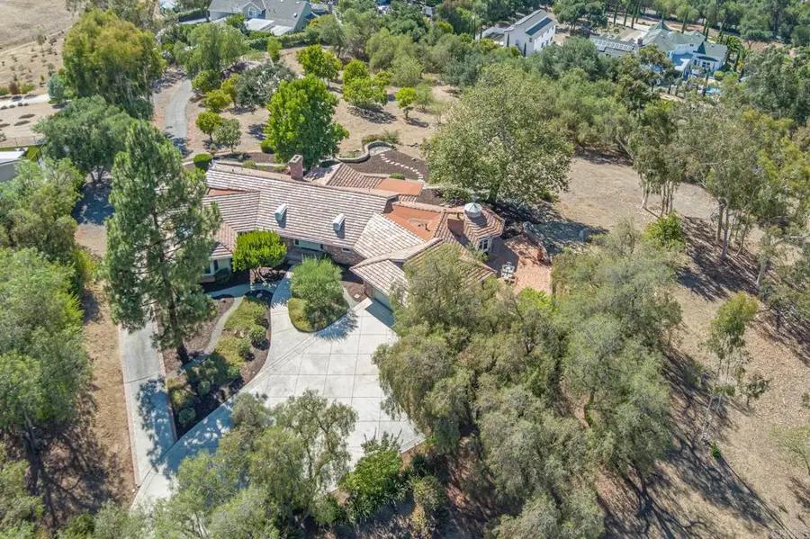 145 Yucca Road, Fallbrook, CA 92028 - Image #2