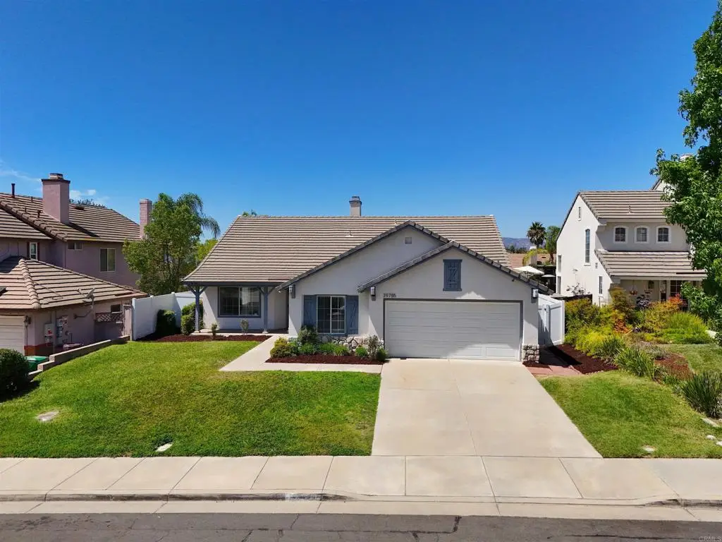 39785 Spinning Wheel Drive, Murrieta, CA 92562 - Image #1