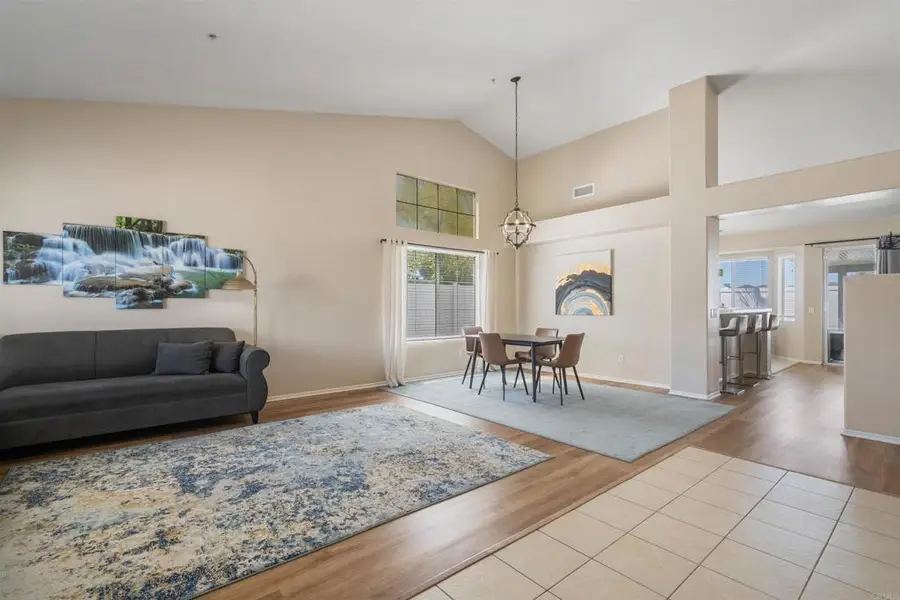 39785 Spinning Wheel Drive, Murrieta, CA 92562 - Image #2