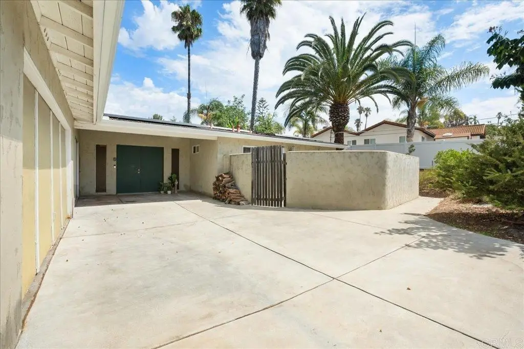 1140 Tower Drive, Vista, CA 92083 - Image #1