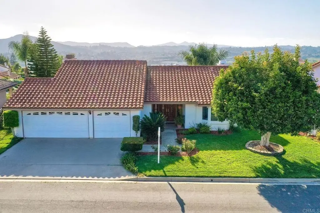 3829 Pinnacle Place, Escondido, CA 92025 - Image #1