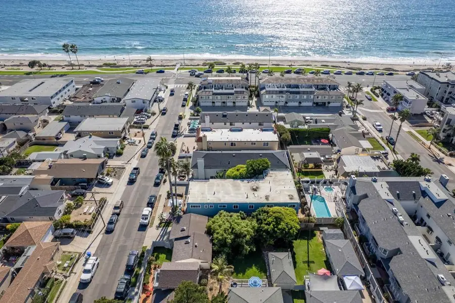 160 Hemlock Ave., Carlsbad, CA 92008 - Image #2