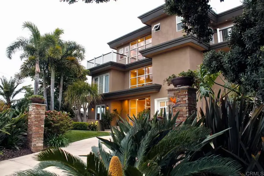 2812 Poinsettia Drive, San Diego, CA 92106 - Image #2