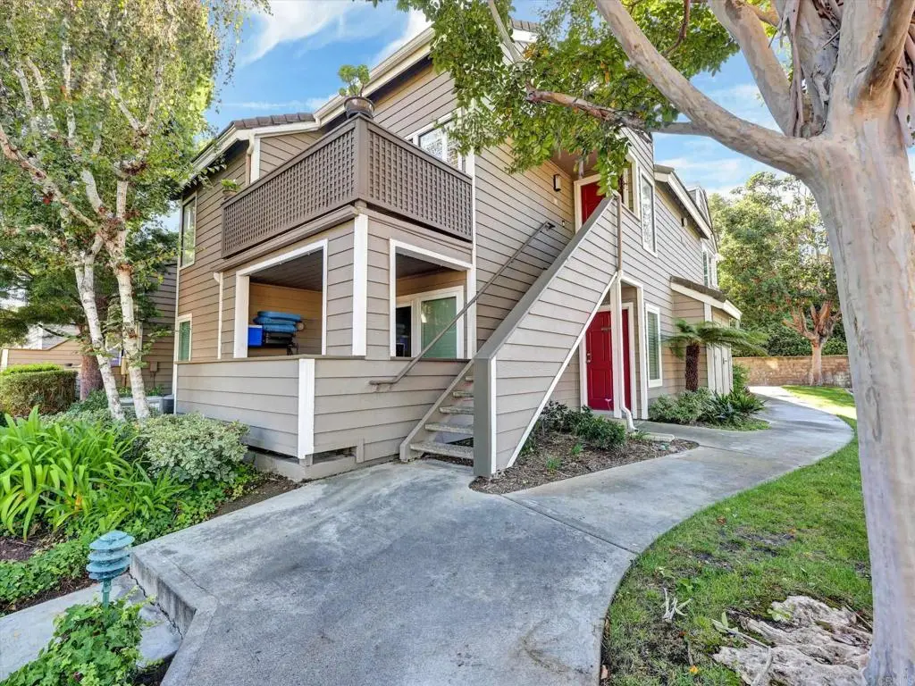 1091 Shadowridge Drive #114, Vista, CA 92081 - Image #1