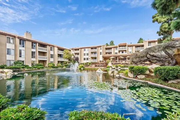 1801 Diamond St #3-108, San Diego, CA 92109