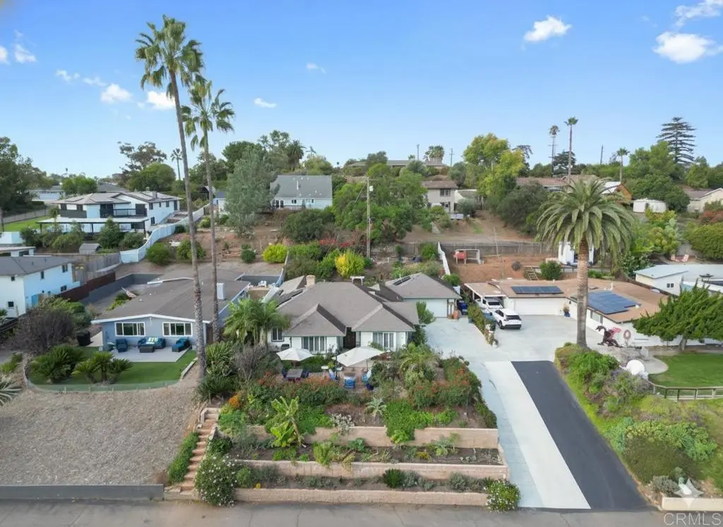 383 Morningside, Vista, CA 92084 - Image #1