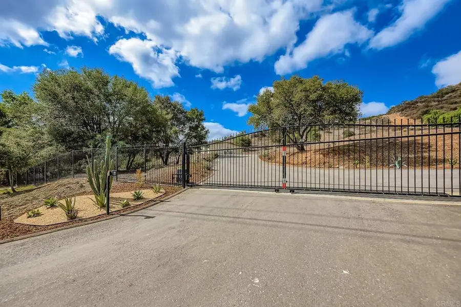 28720 N Twin Oaks Valley Road, Bonsall, CA 92003 - Image #3