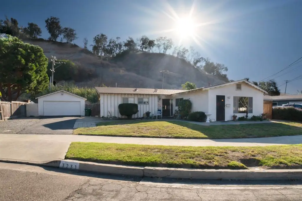 3231 Roberta Lane, Oceanside, CA 92054 - #1