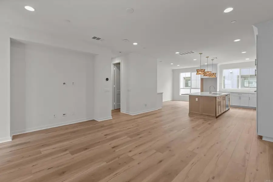 2572 Elderberry Lane, Carlsbad, CA 92008 - Image #2