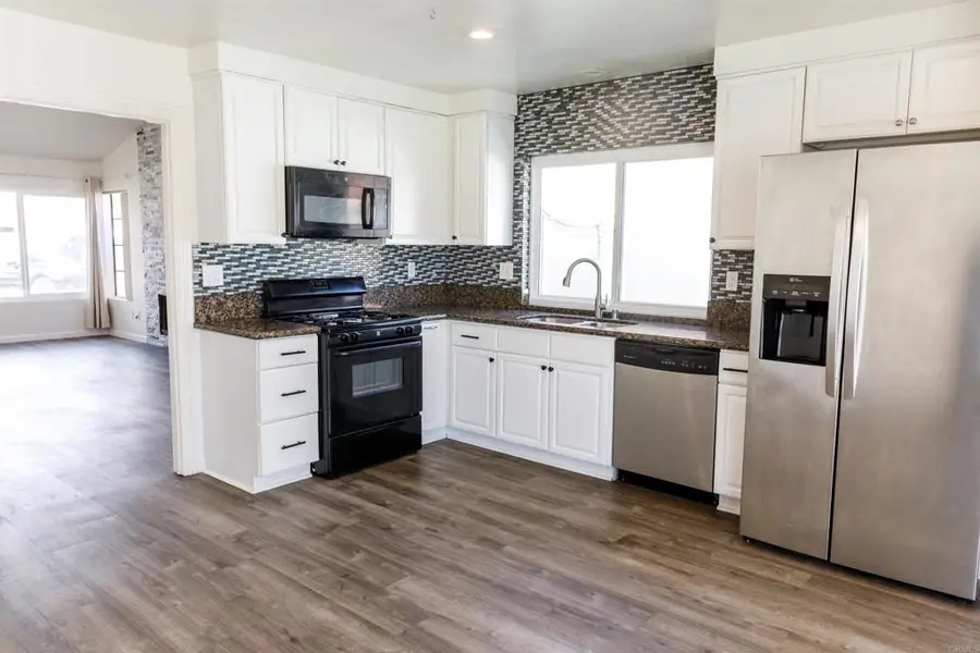 39640 Almansa Court, Murrieta, CA 92562 - Image #3