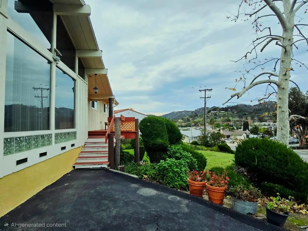 2041 Nutmeg Street N, Escondido, CA 92026 - Image #1