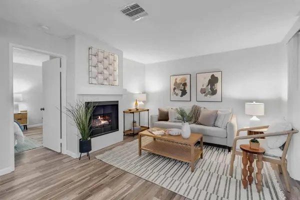 10606 Aderman Avenue #5, Mira Mesa, CA 92126