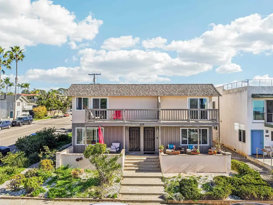 201 4th Street #A/B, Encinitas, CA 92024 - #3