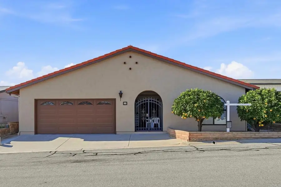 634 Via Santa Cruz, Vista, CA 92081 - #3