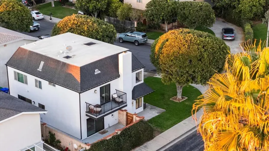 3865 Hibiscus Circle, Carlsbad, CA 92008 - Image #3