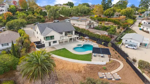 3920 Holly Brae, Carlsbad, CA 92008