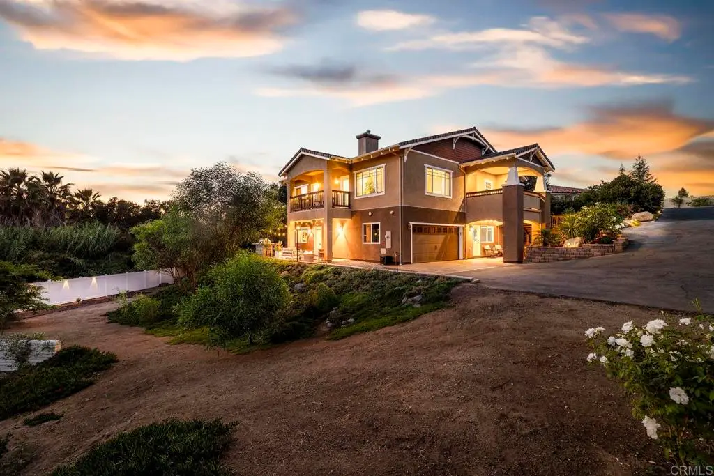 27636 Mountain Meadow Road, Escondido, CA 92026 - Image #1