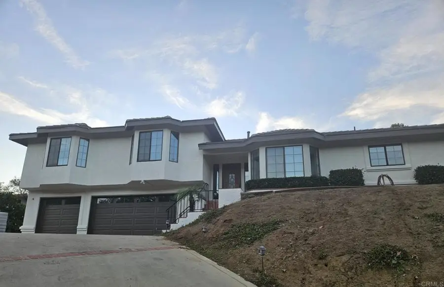 28124 Mountain Meadow Road, Escondido, CA 92026 - Image #2