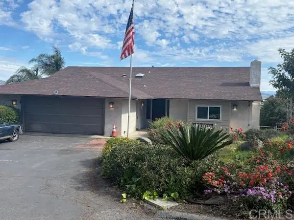 1329 Park Hill Lane, Escondido, CA 92025