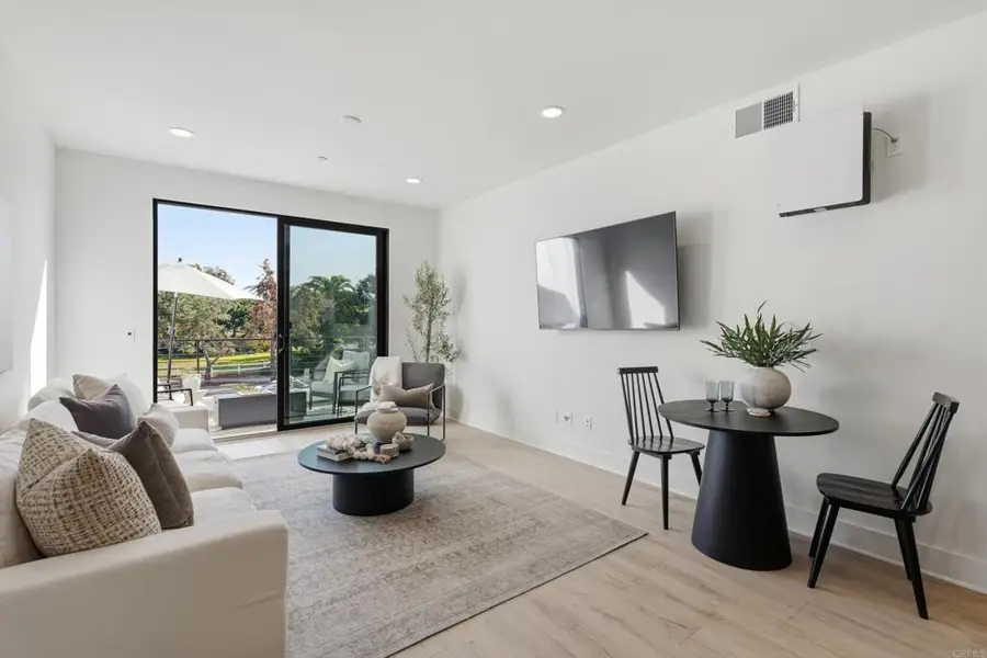 1107 Catania Court #203, Encinitas, CA 92024 - Image #3