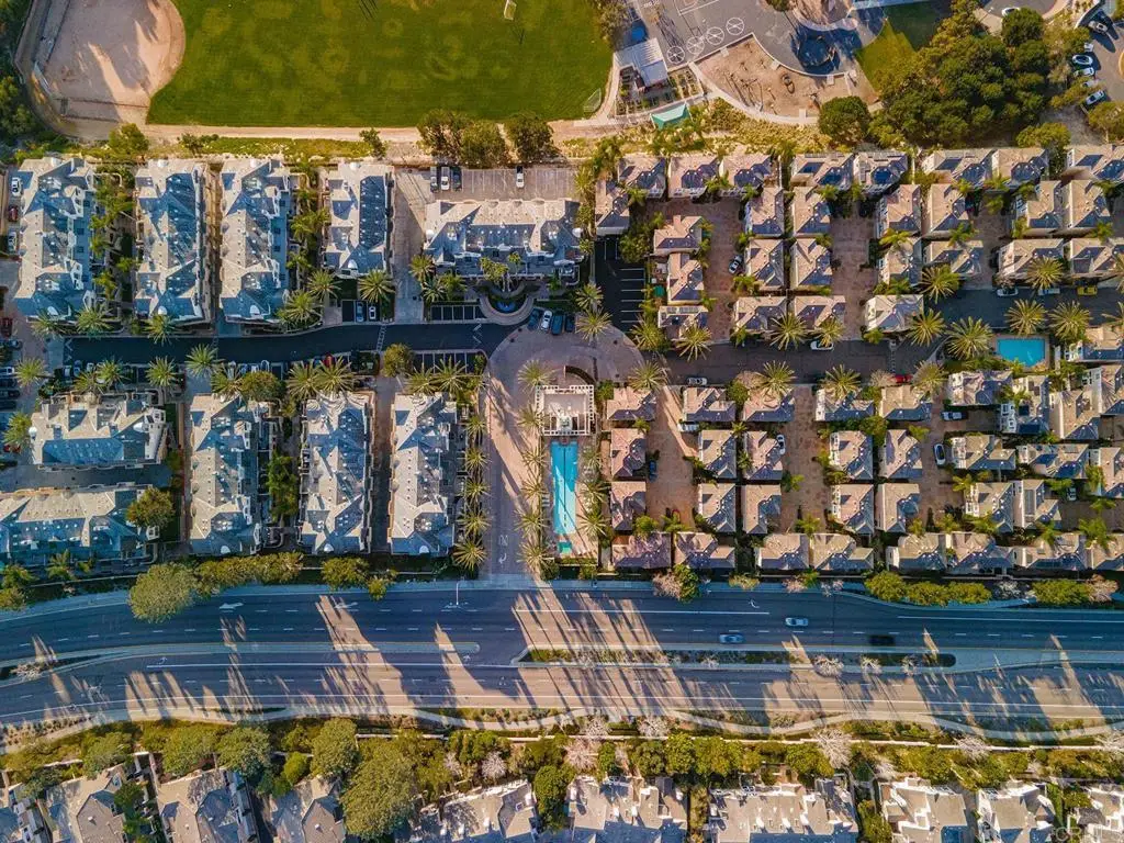 12604 Carmel Country Road #17, San Diego, CA 92130 - Image #1